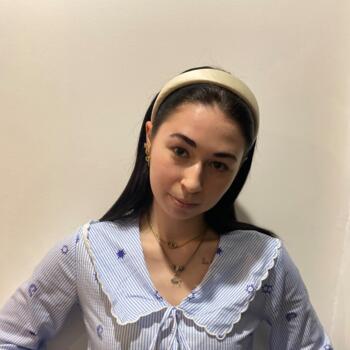 Babysitter in Caux: Lilou