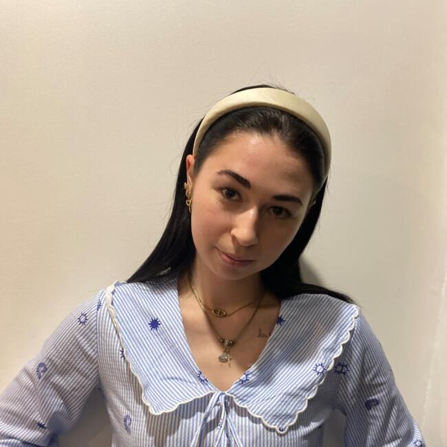 Babysitter in Caux: Lilou