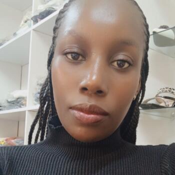 Nanny in Nairobi: Lisa