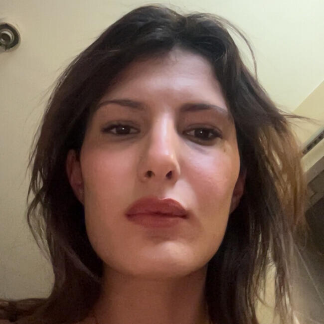 Babysitter in Paris: Jasmine