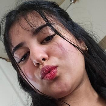 Babysitter Menen: Fatima