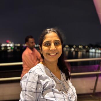 Babysitting job in Mumbai: babysitting job Riya