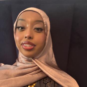 Babysitter in Stockport: Hanan