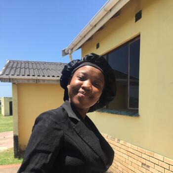 Babysitter in Clermont: Mpilonhle