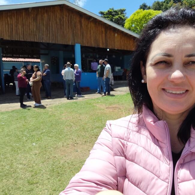 Babysitter in São José dos Campos: Sheila