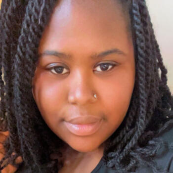 Babysitter in Earlsfield: Chardonnay