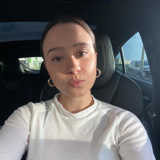 Babysitter in Peniche de Cima: Viviana