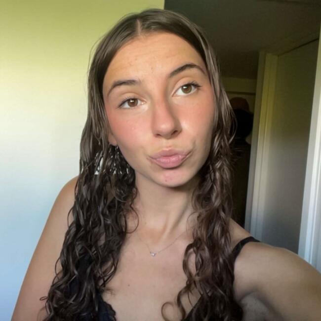 Babysitter in Corbas: Gaetane