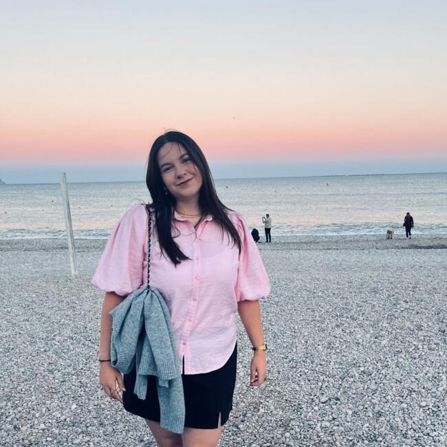 Babysitter in Evergem: Febe