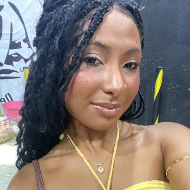 Babysitter in Belo Horizonte: Mariane
