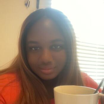 Babysitter in Katy: Odera