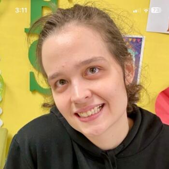 Babysitter in Longview (Texas): Amber