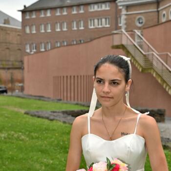 Babysitter in Diepenbeek: Gwenaelle