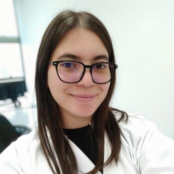 Babysitter in Massy: Imene