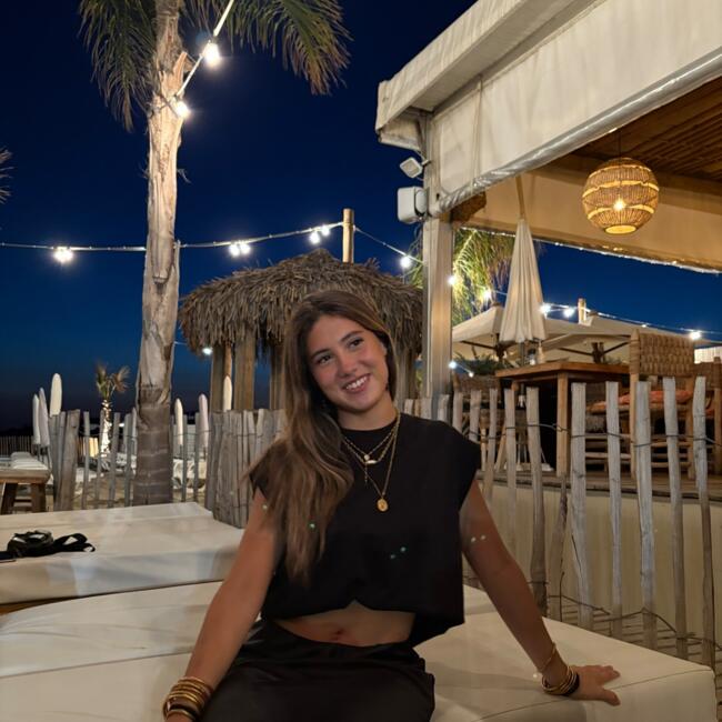 Babysitter in Montpellier: Anais