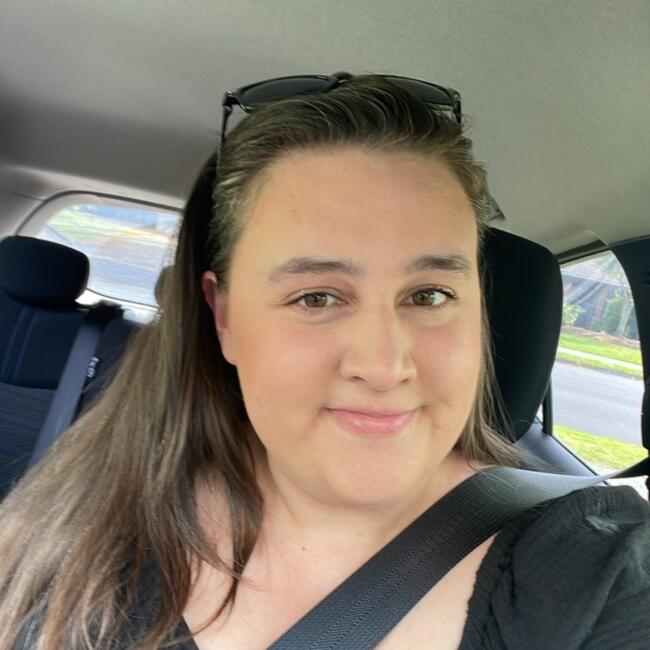 Babysitter in Hamilton: Claudia