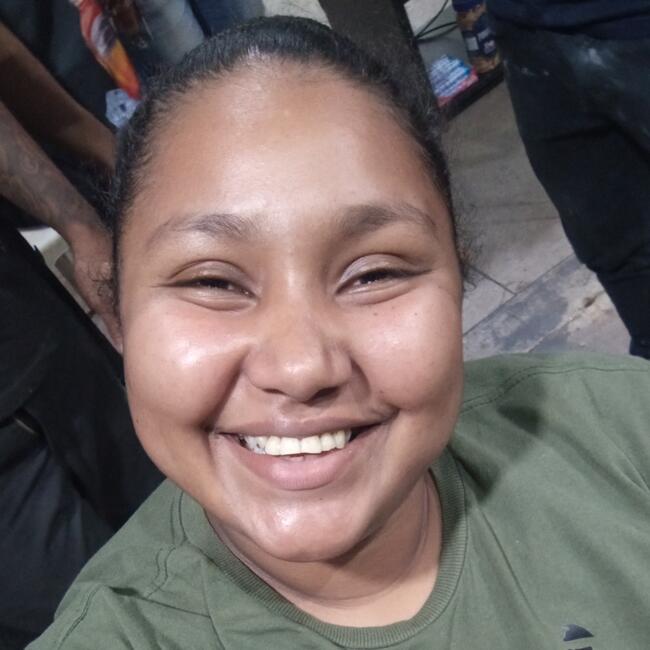 Babá em Senador Canedo: Kevila