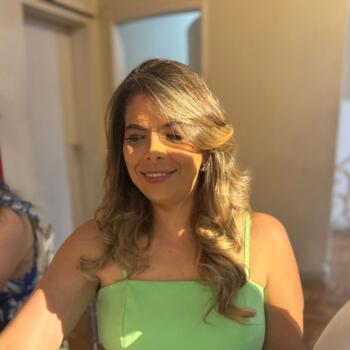 Babysitter in Fort Myers: LUCIANA ALVES