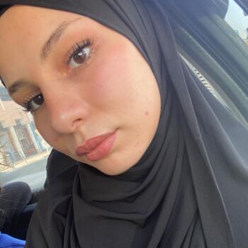 Babysitter in Marrakesh: Nadia