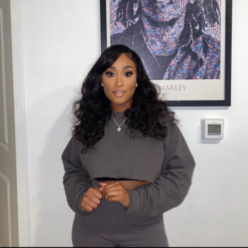 Babysitter in Hartford: Iana Parker the other