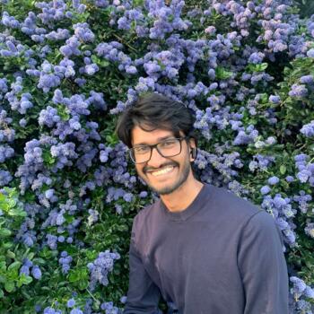 Babysitter in London: Dinuka