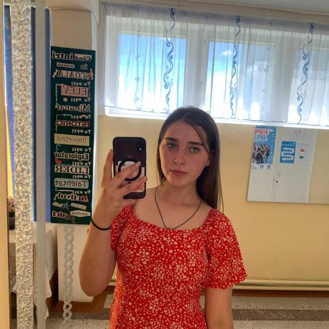 Babysitter in Chișinău: Elissa