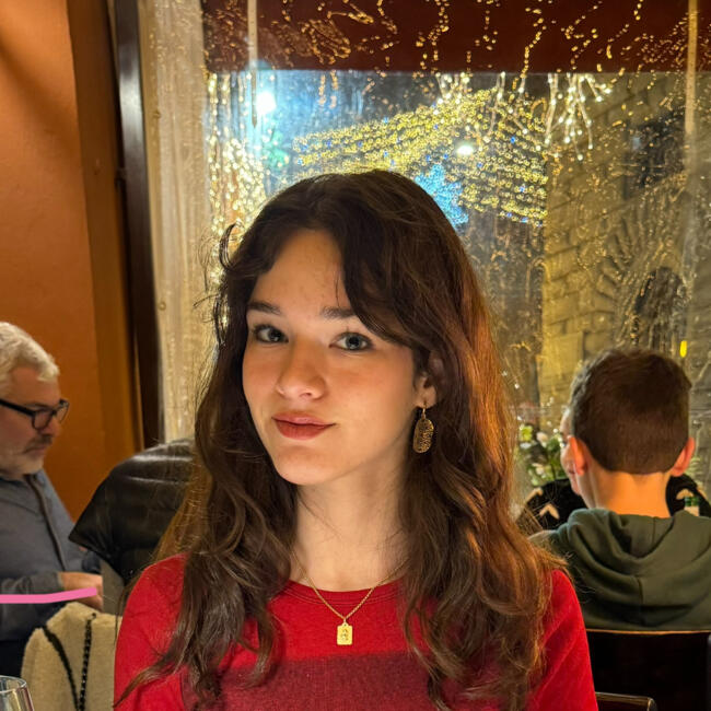 Babysitter in Küssnacht: Nora