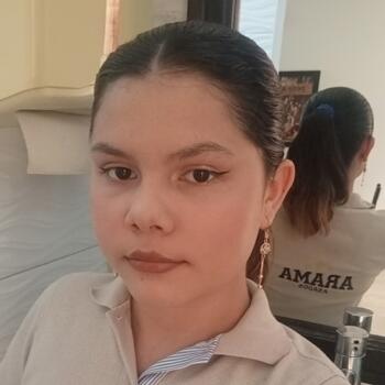 Niñera en Planeta Rica: Dina