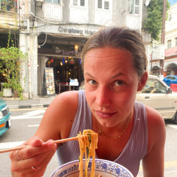 Babysitter in La Rochelle: Marie