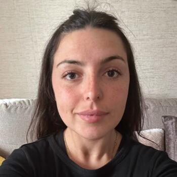 Babysitter in Bastia: Laurine