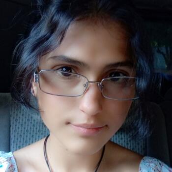 Niñera Itauguá: Ariadna