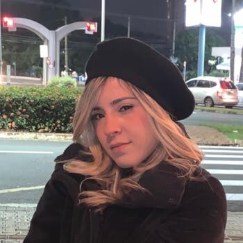 Babá em Indaiatuba: Bruna