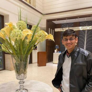 Babysitting job in Faridabad: babysitting job Abhinav