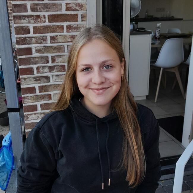 Babysitter in Wevelgem: Lotte