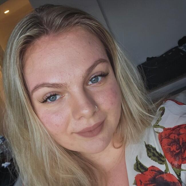 Babysitter in Obrigheim: Jana