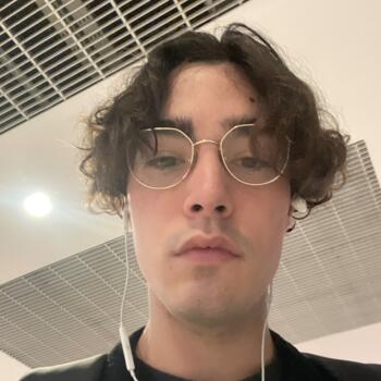 Babysitter Colombes: Leo