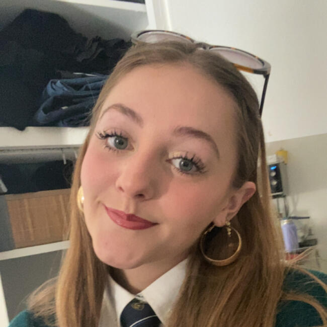 Babysitter in Toulouse: Sixtine