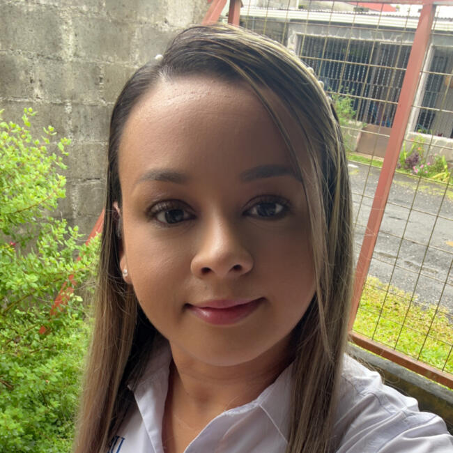 Niñera en Guápiles: Gabriela
