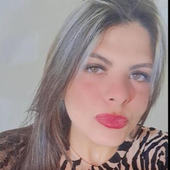 Babysitter στην περιοχή Μαρακάι: Indira