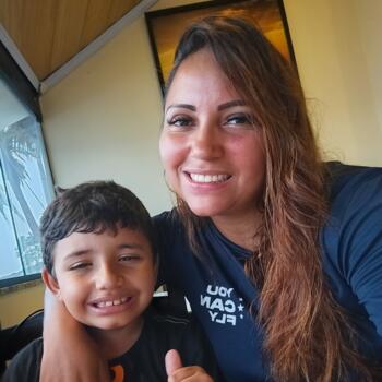 Emprego de babá em Rio de Janeiro: emprego de babá Suene