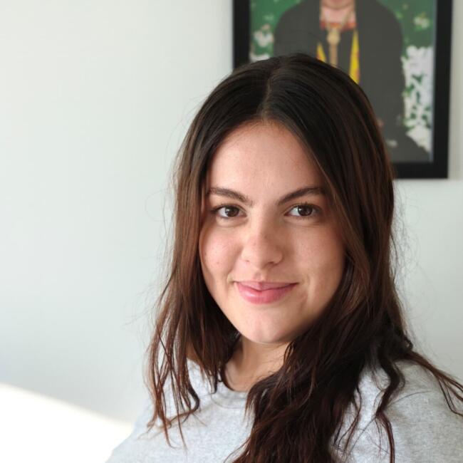 Babysitter in Bron: Judith