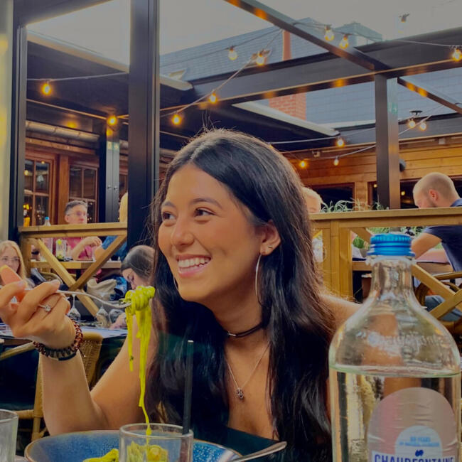 Babysitter in Waterloo: LARA