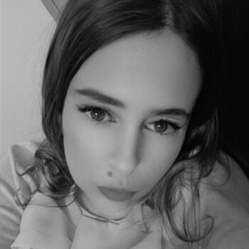 Babysitter Job in Geraardsbergen: Babysitter Job Kimberly