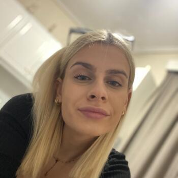 Babysitter στην πόλη Γαλάτσι: Ctelina