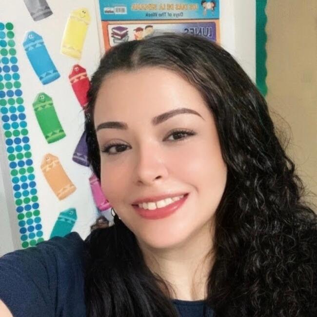 Babysitter in Panama City: Natalia