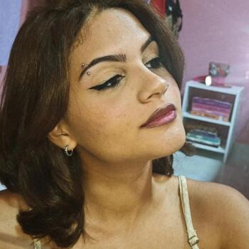 Babá em Caruaru: Clara
