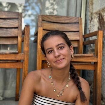 Babysitter in Cascais: Maria