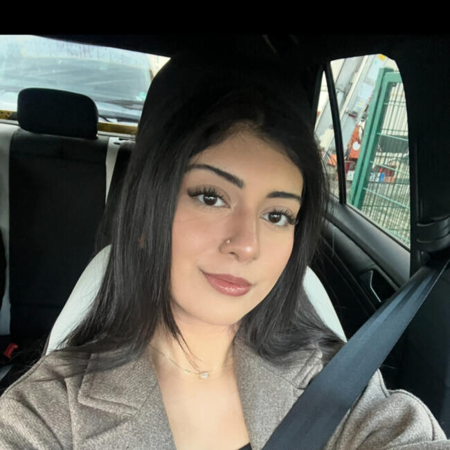 Babysitter in Flörsheim: Nigina