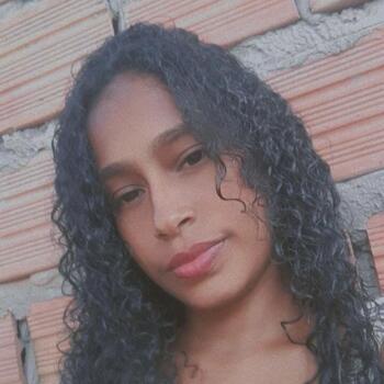 Babysitter in São José de Ribamar: Ana clara