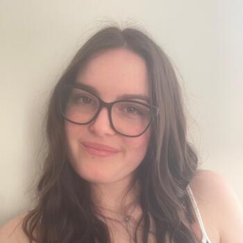 Babysitter in Sainte-Luce-sur-Loire: Zia